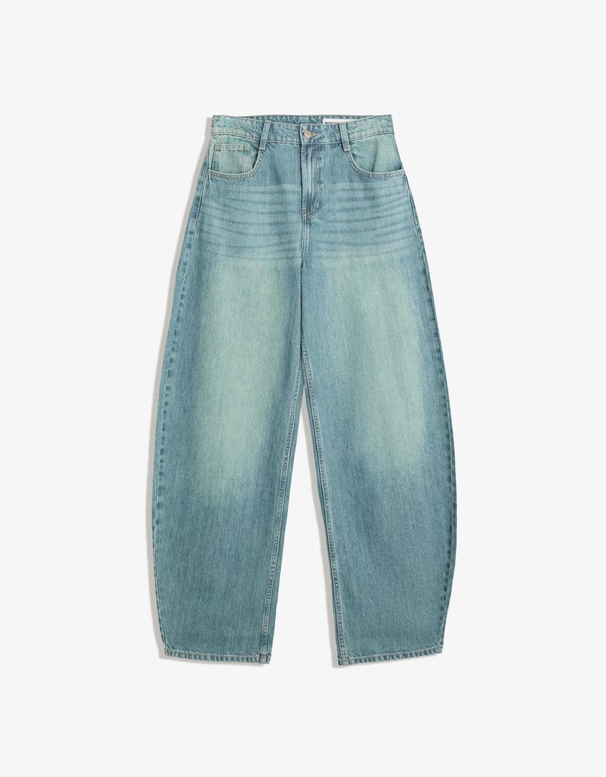 Wide leg barrel jeans