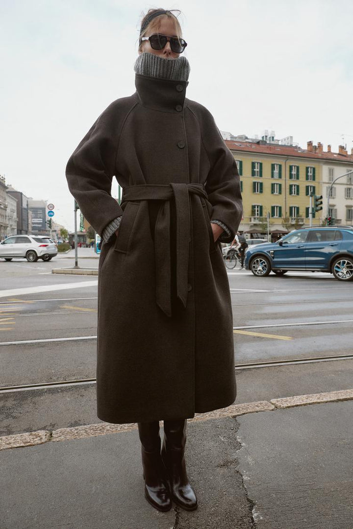 SOFT HIGH-NECK COAT WITH BELT