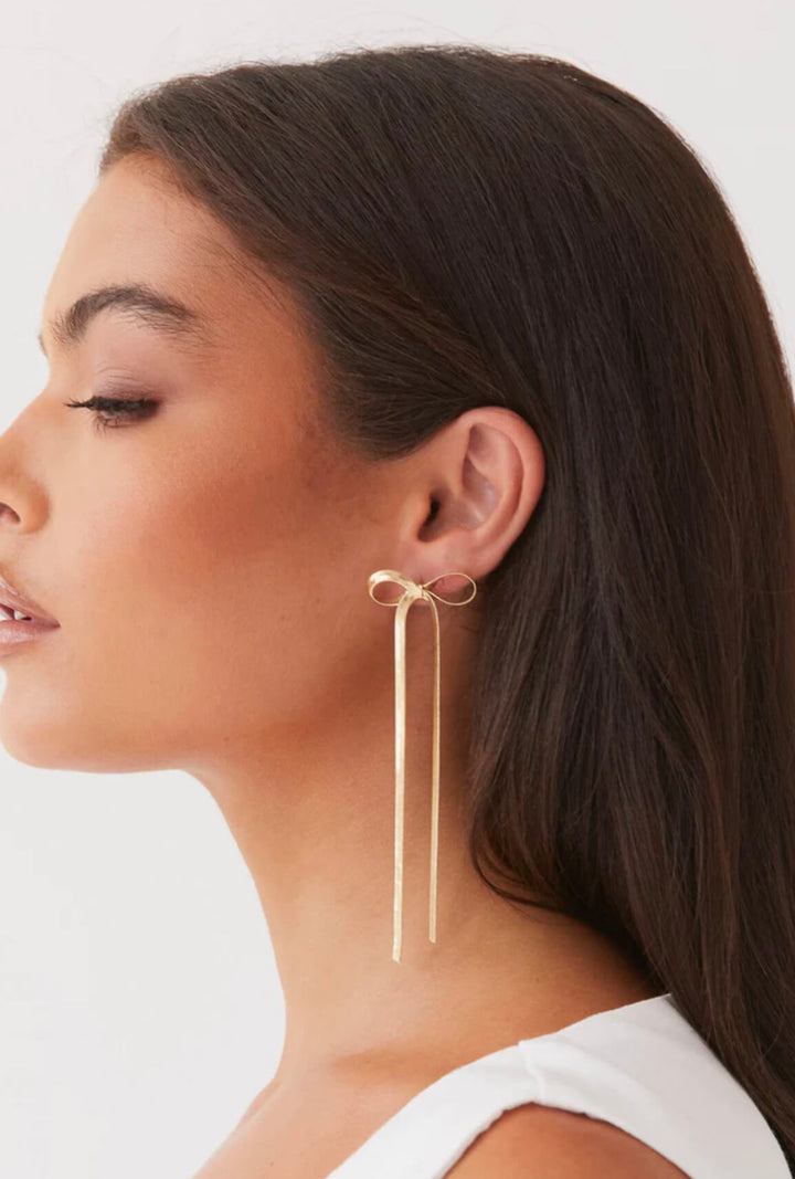Eliana Bow Motif Earrings