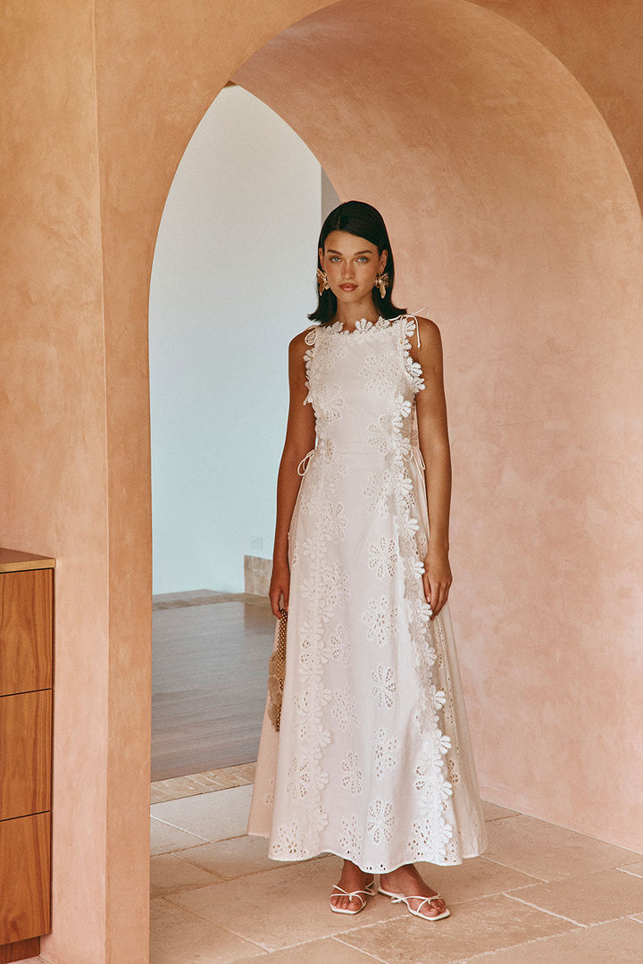 Marina Broderie Maxi